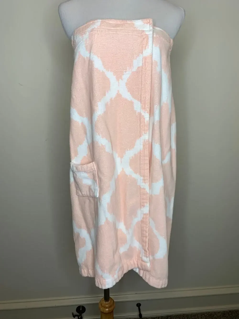 Threshold Pink Velour Wrap Towel Dorm Sorority OSFA
